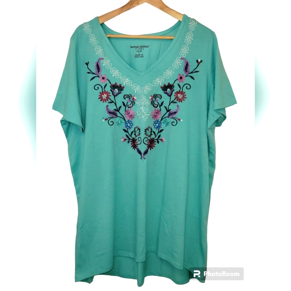 Woman Within Embroidered Short Sleeve T-Shirt Size 18/20 Large
